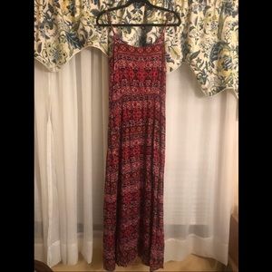 *LAST CALL* NWOT Forever 21 Aztec print maxi dress